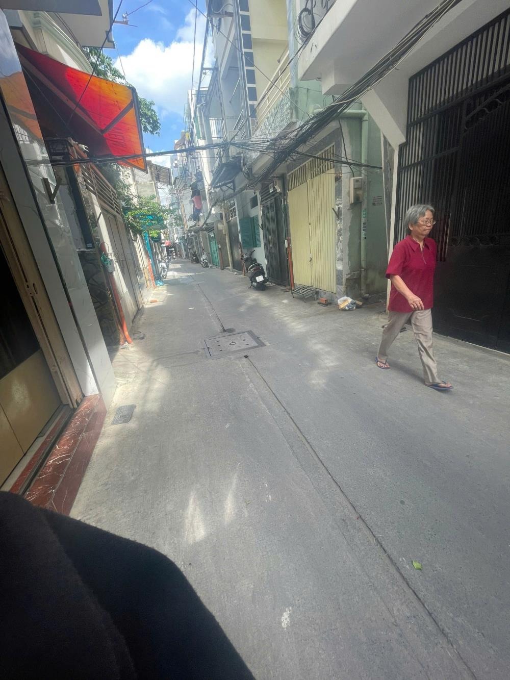 Bán Nhà Hẻm Nguyễn Đình Chiểu, Quận 3 - 8.5 Tỷ - Vị Trí Trung Tâm