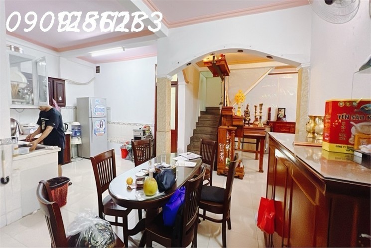 BÁN NHÀ 2 TẦNG-90M2- GẦN LOTTEMART QUẬN 7- NHỈNH 9 TỶ
