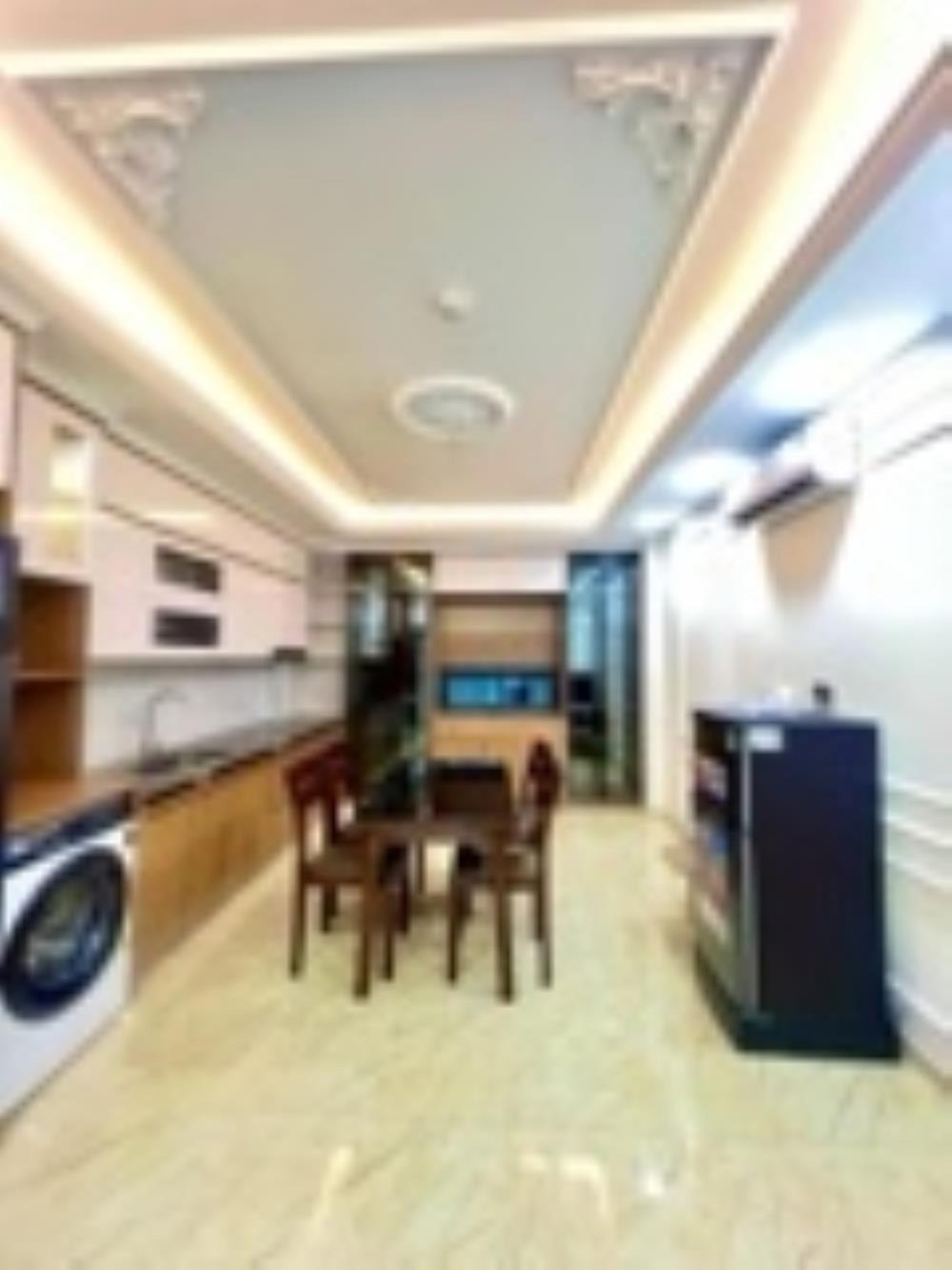 Bán nhà Đội Cấn 8 tầng, thang máy, mặt phố - 19.5 tỷ