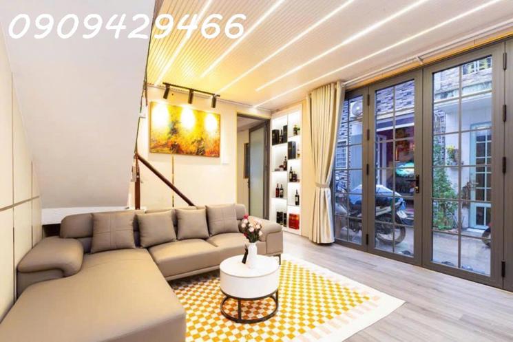 5,6 TỶ – QUẬN 7 – HẺM XE HƠI – SỔ HỒNG RIÊNG – GẦN NGUYỄN VĂN LINH