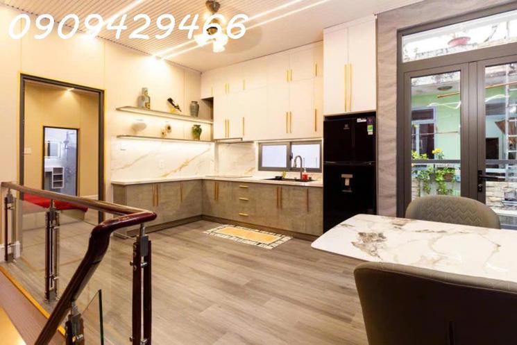 5,6 TỶ – QUẬN 7 – HẺM XE HƠI – SỔ HỒNG RIÊNG – GẦN NGUYỄN VĂN LINH