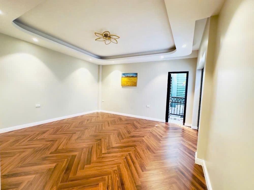 Bán nhà Minh Khai - 50m2, 5 Tầng, Thang Máy - Giá 12.x Tỷ