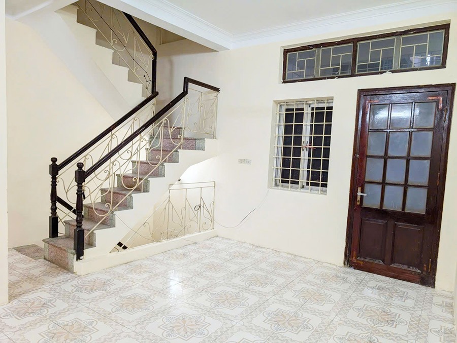 Nhà Đội Cấn 4PN, Ngõ Nông, Tiện Ích Vô Vàn - 8.2 Tỷ