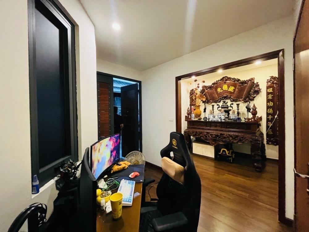 Bán nhà phố Yên Lạc - Lô Góc - Thang Máy - Morning Đỗ Cửa