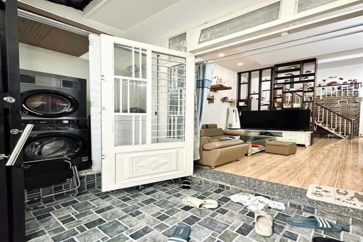 BÁN NHÀ GÒ VẤP, KẾ HẺM XE HƠI DƯƠNG QUẢNG HÀM, 50M², CHỈ 4.6 TỶ TL