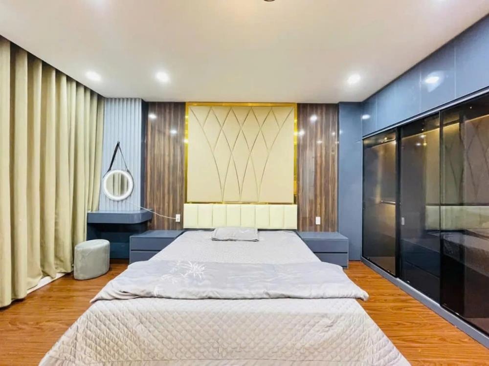 Bán nhà phố Thể Giao, Hai Bà Trưng - 42m2, 6 tầng, thang máy, full nội thất - Giá 17 tỷ
