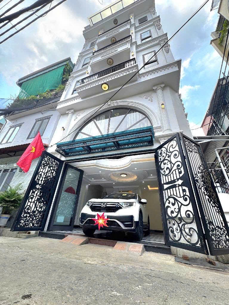 Nhà Phân Lô Cầu Giấy - 6 Tầng, Có Gara, Thang Máy - Giá Tốt