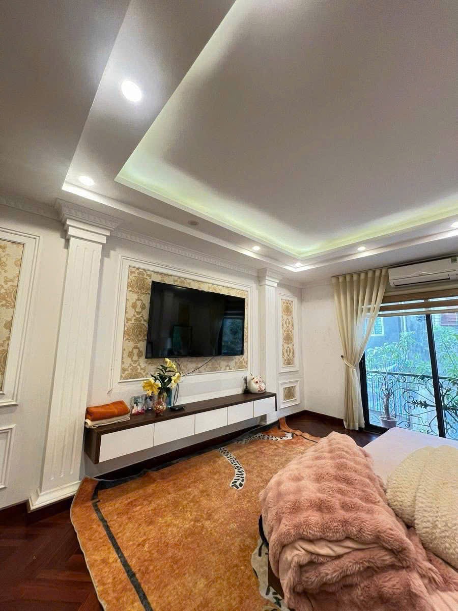 Bán nhà phố Thái Hà 52m² 6 tầng, Mặt tiền 4.3m, Giá 21 tỷ - Đống Đa