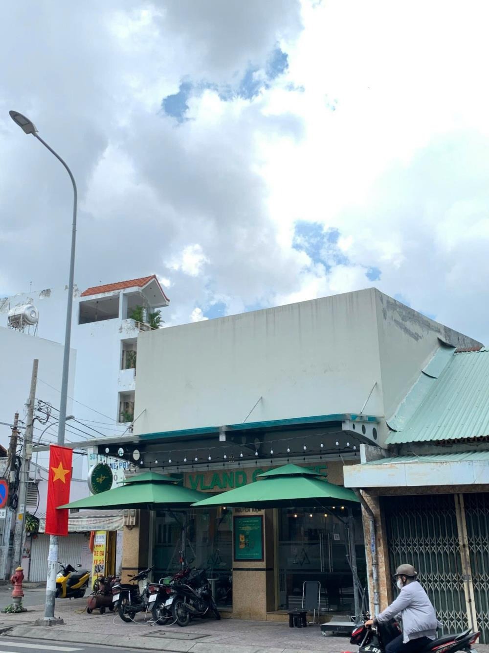 Cơ Hội Đầu Tư Góc 2 Mặt Tiền Nguyễn Kiệm, Phú Nhuận - DT: 7x20m, Giá 27 Tỷ