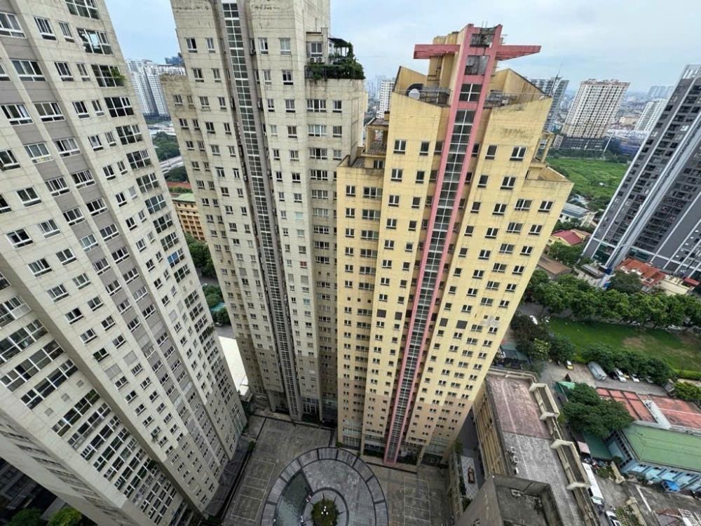 Bán chung cư Khuat Duy Tien - View thoáng - 7.6 tỷ (TL)