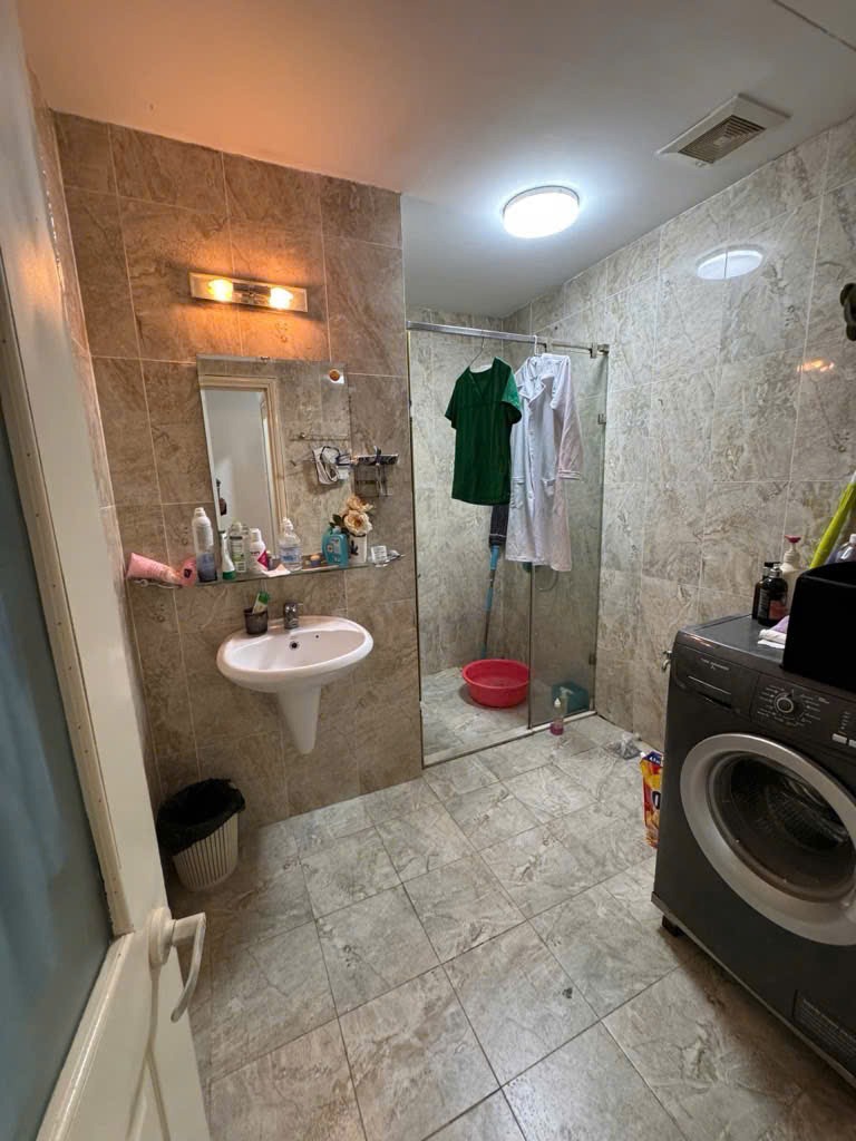 Bán chung cư Khuat Duy Tien - View thoáng - 7.6 tỷ (TL)