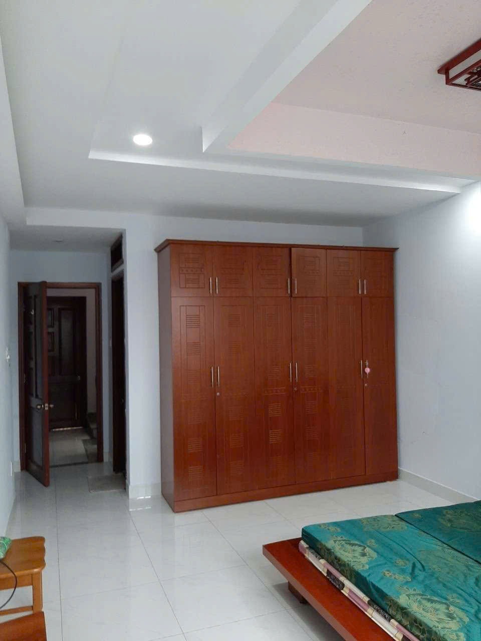 Bán Nhà Nguyễn Thị Minh Khai, Quận 1 - 4x24m, 4 Tầng, Giá 24 Tỷ