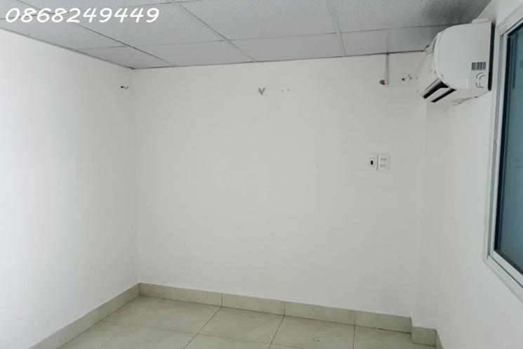 Kiệt ô tô Trần Duy Chiến, thông thẳng tắp, nhà 2 tầng kiên cố, vài phút ra biển