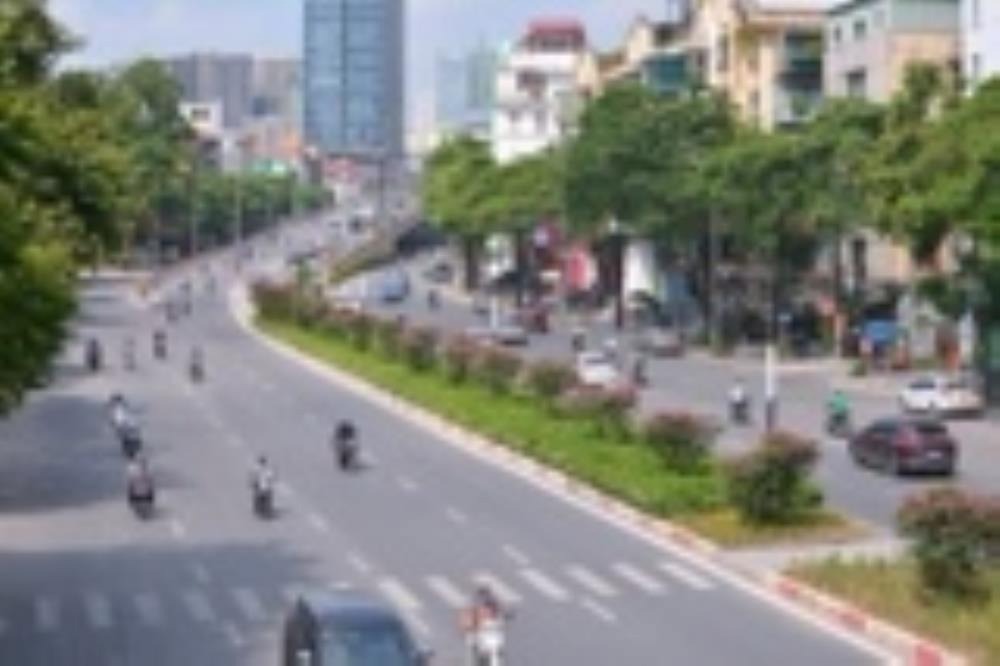 Bán nhà dân xây lô góc Nguyễn Chí Thanh - Kinh Doanh - Ô Tô Đỗ Ngày Đêm