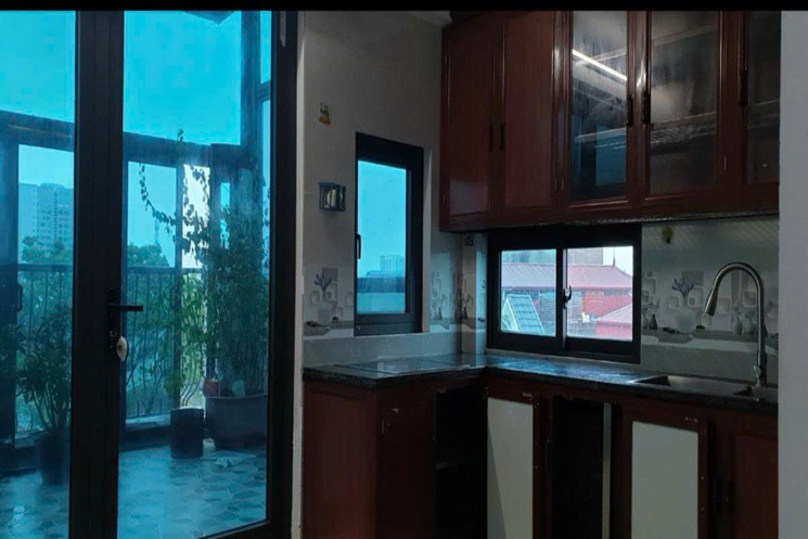 Bán nhà Ngọc Thụy 38m 5 tầng thang máy MT5m ô tô kinh doanh hơn 10 tỷ
