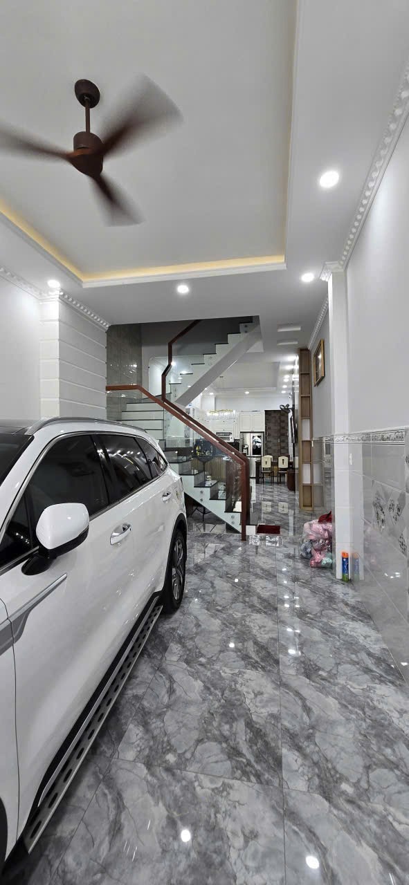 Bán Nhà 2 Tầng Bình Tân, Xe Hơi Ngủ Trong Nhà - Giá 6.48 Tỷ