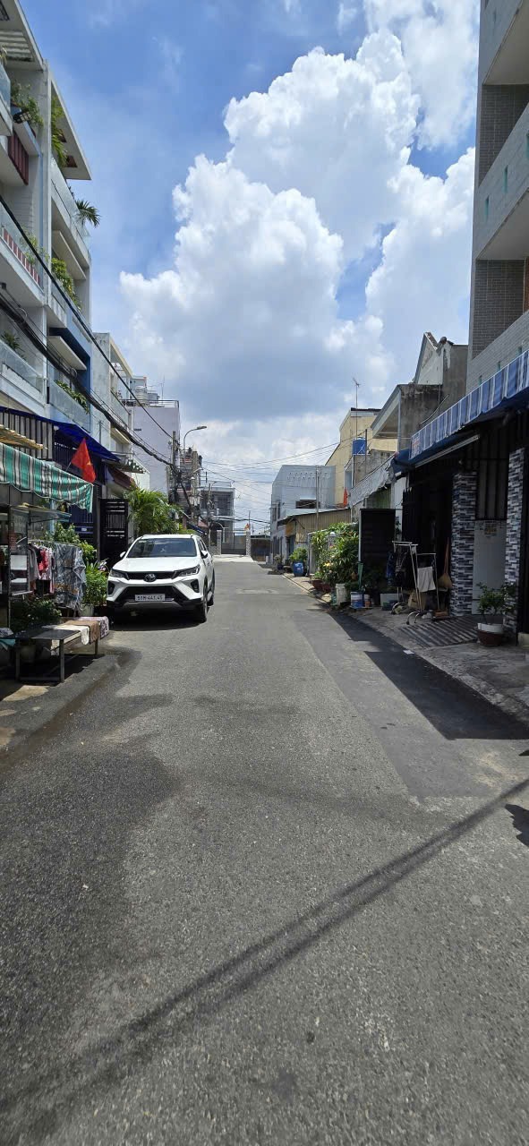 Bán Nhà 2 Tầng Bình Tân, Xe Hơi Ngủ Trong Nhà - Giá 6.48 Tỷ