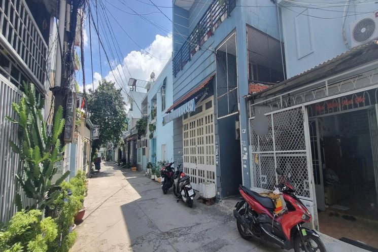 HẺM 5M THÔNG TRƯỜNG CHINH, Q.12-  3 TẦNG 7PN, 7WC - 6.3x15 - KDC AN NINH GẦN CHỢ - NHỈNH 7 TỶ