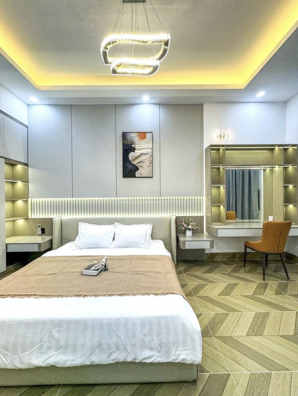 Bán nhà mặt tiền Hà Huy Giáp, Quận 12 - 17 tỷ Thương lượng