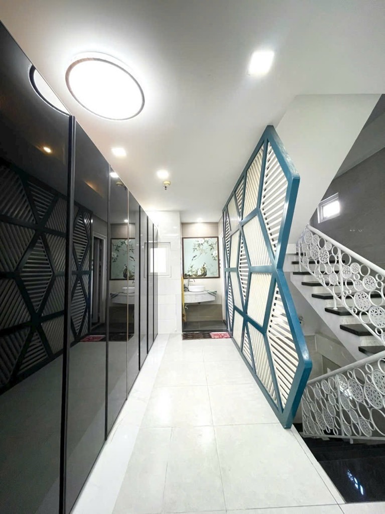 Bán nhà mới Lê Văn Thọ, 68m², 3 lầu, hẻm xe hơi - Chỉ 6.3 tỷ