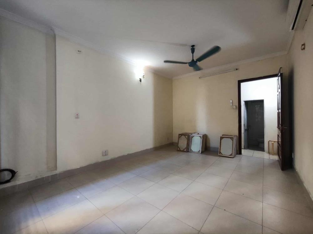 Cho Thuê Nhà Nguyên Căn Vũ Thạnh, Đống Đa - Ngõ Ô Tô, 20m Ra Phố