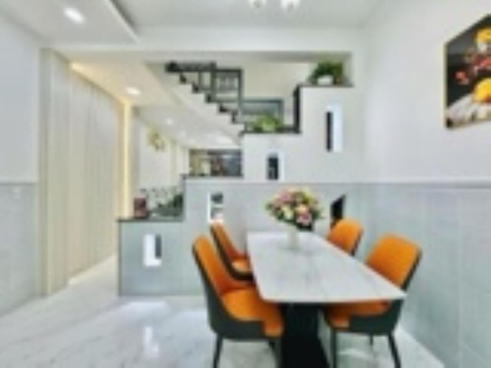 Bán nhà Thủ Đức - 44m2, 1 trệt 1 lầu, SHR - 2 tỷ 890 (TL)