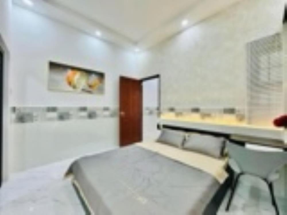Bán nhà Thủ Đức - 44m2, 1 trệt 1 lầu, SHR - 2 tỷ 890 (TL)