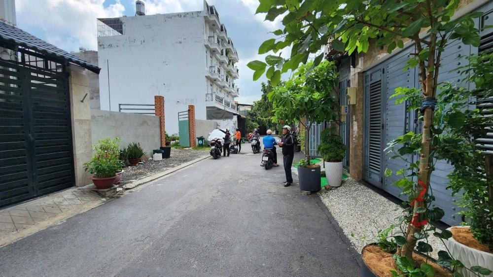 Bán Đất Nền Thạnh Xuân 22, Phường Thới An, TP.HCM - Vị Trí Đắc Địa, Giá Tốt