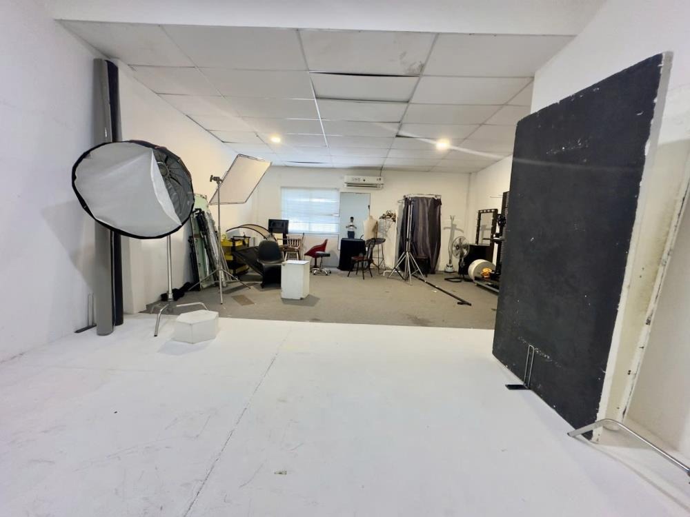 Nhà Đất Phú Thọ - Lý Thường Kiệt, Quận 11: 288m² - 4x Tỷ - Hẻm Ô Tô