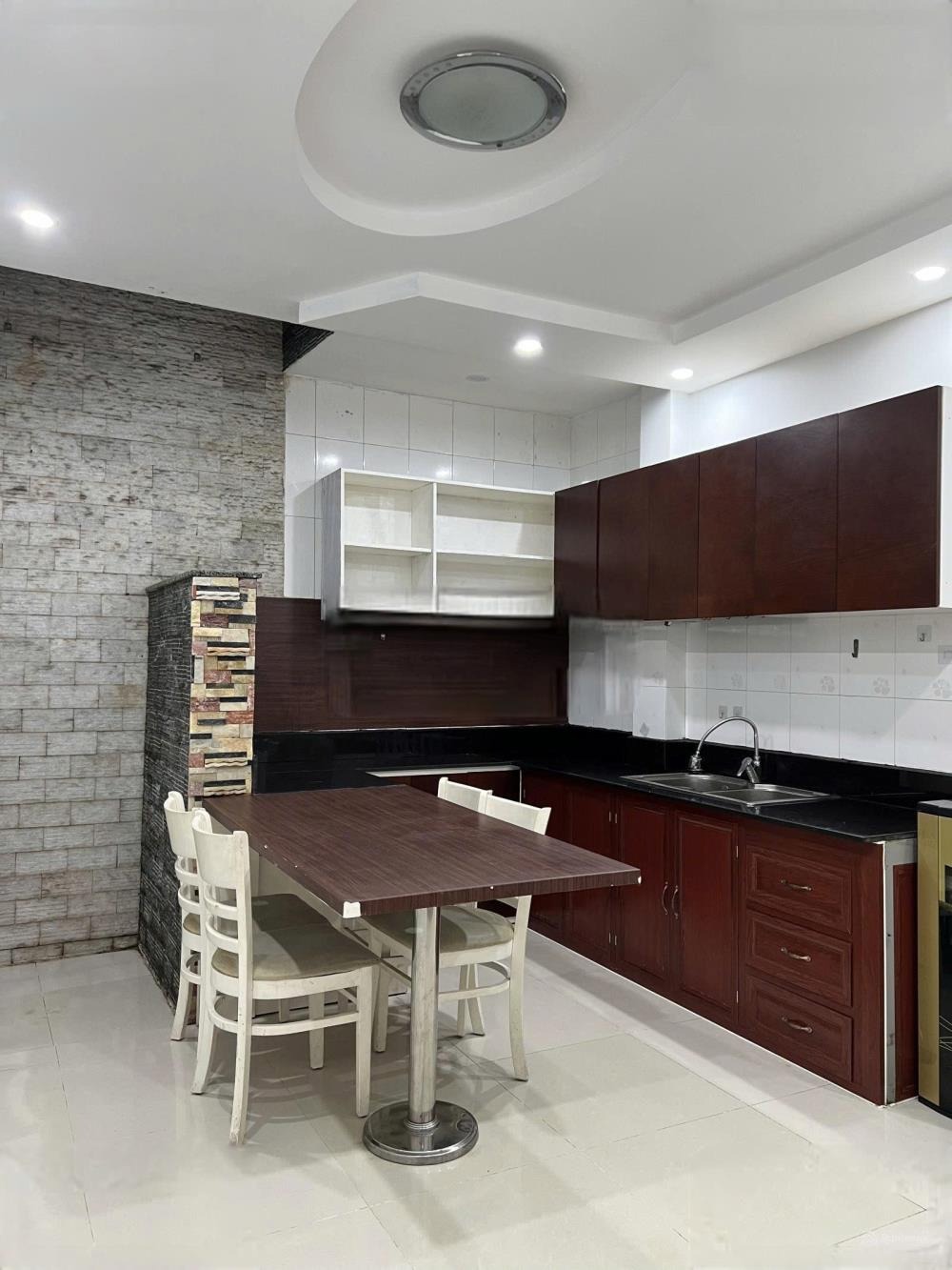 🏠 Cho Thuê Nhà Hẻm Lê Hoàng Phái, Gò Vấp - Giá Tốt, Gần Chợ & Làng Hoa