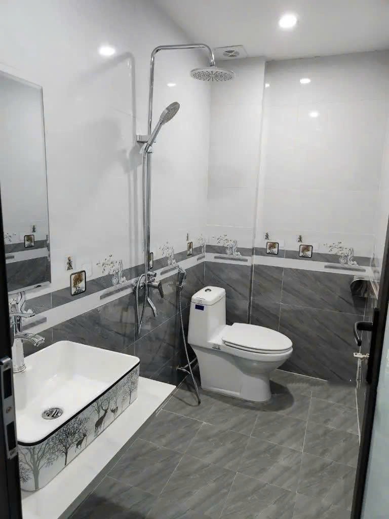Nhà 3 Tầng Mặt Tiền Hồ Văn Long, Bình Tân - Giá 7 Tỷ
