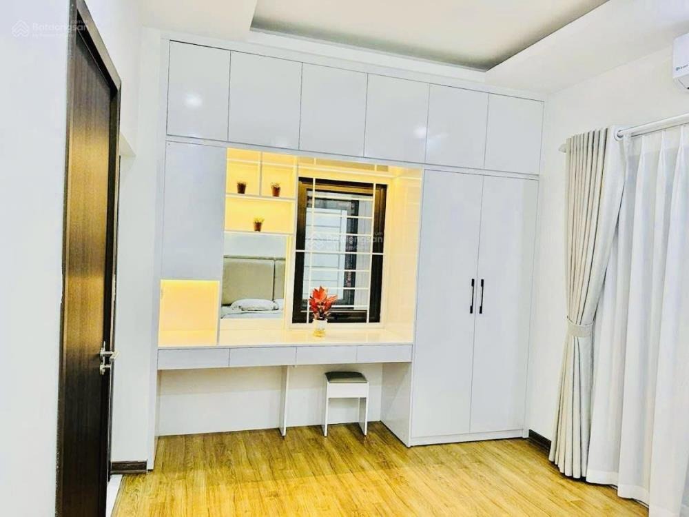 Nhà đẹp 34m2, 5 tầng, thang máy, kinh doanh tốt - Giá 9.2 tỷ