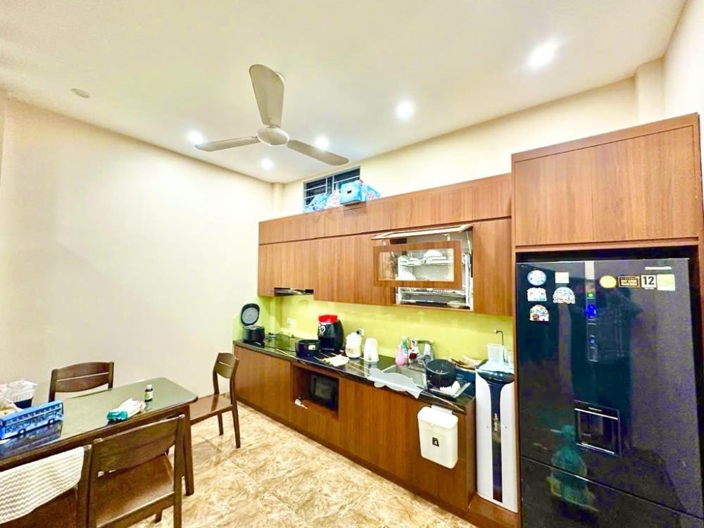 Nhà đẹp Hào Nam - Đống Đa - 5 Tầng - 13.9 Tỷ - Ngõ Thông Thoáng