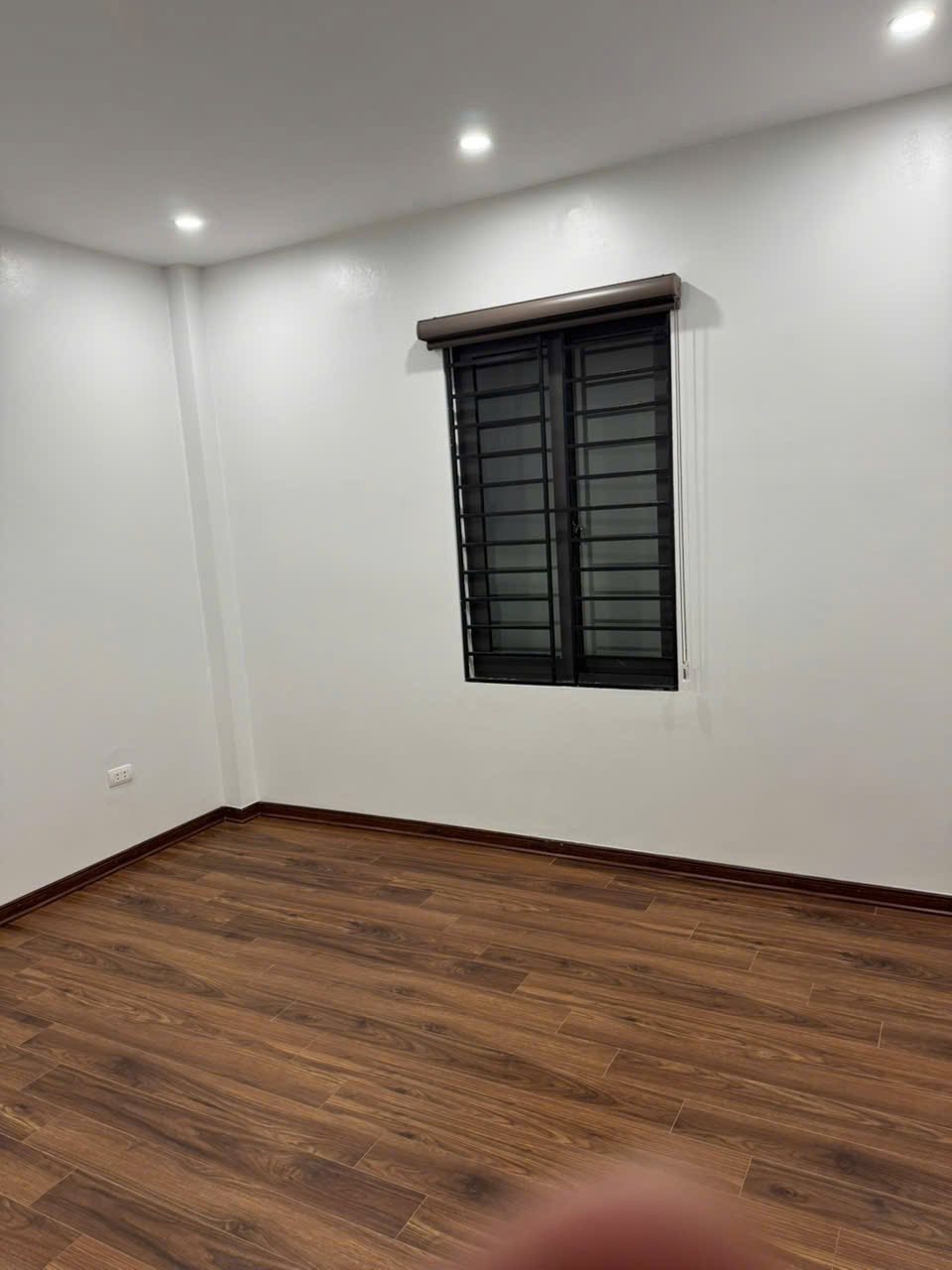Bán nhà mặt ngõ Đường Láng, Đống Đa - 4 Tầng, Kinh Doanh Đắt