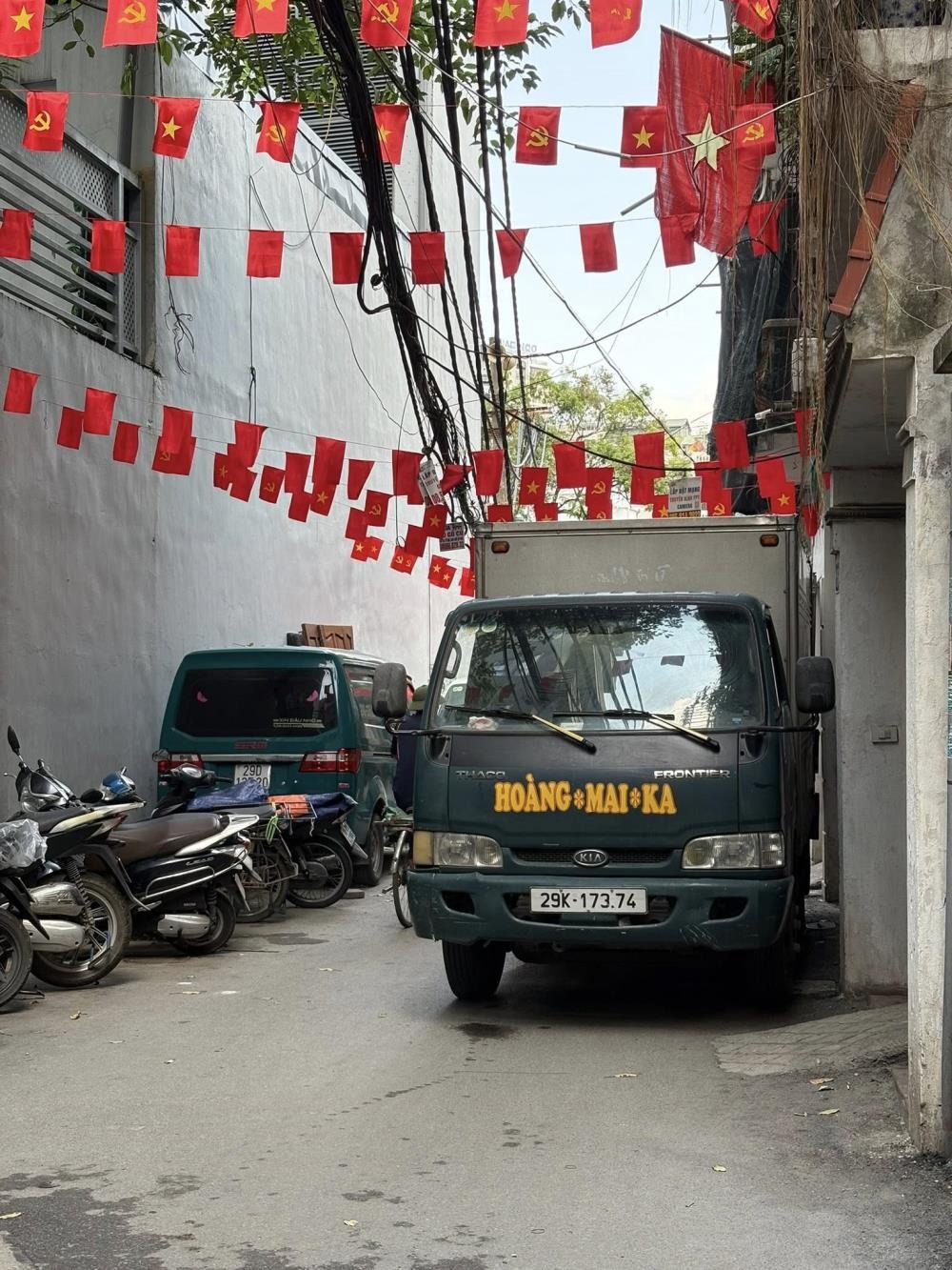 Bán nhà mặt ngõ Đường Láng, Đống Đa - 4 Tầng, Kinh Doanh Đắt