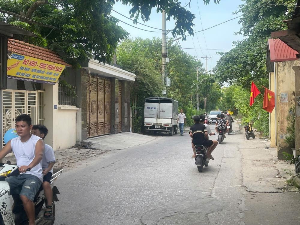 Bán Đất Yên Viên - Phù Đổng 100m2, Mặt Tiền 5.5m, Sát Đường Đặng Công Chất