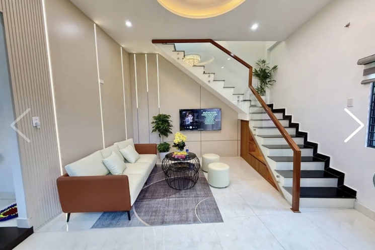 Nhà 3 tầng kiệt oto đỗ trước nhà Thái Thị Bôi