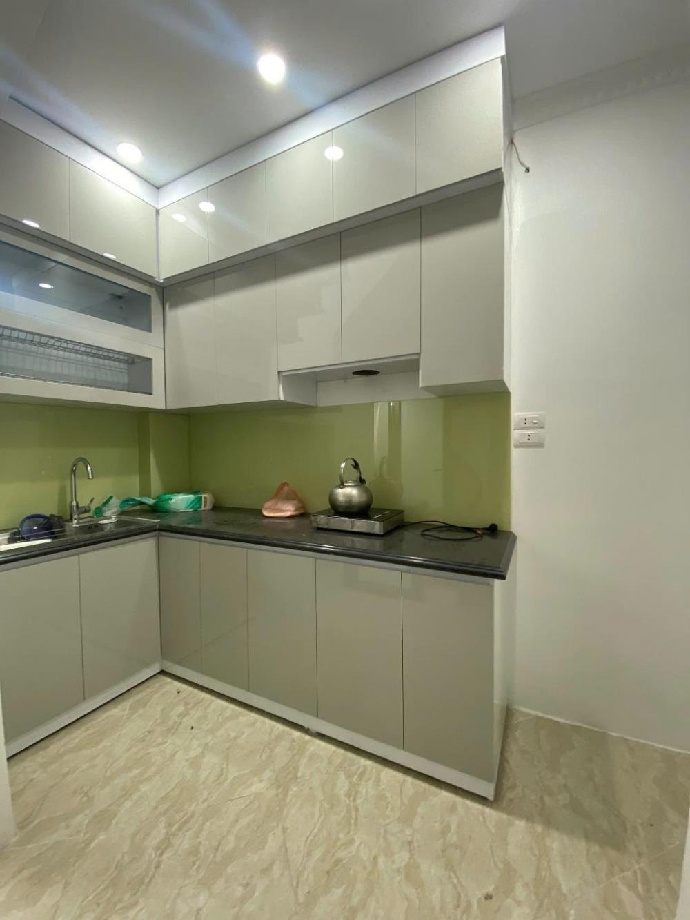 Nhà Mới 5 Tầng, Thang Máy, Hào Nam - Đê La Thành - Giá 11.2 Tỷ