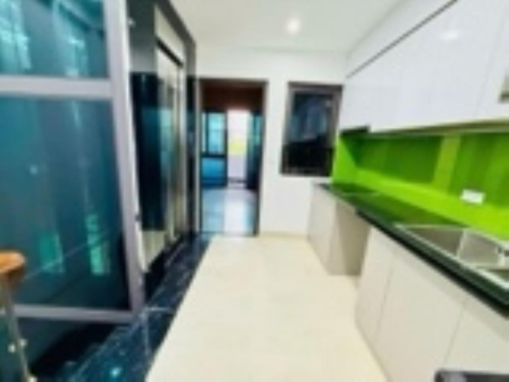 Nhà Mới 5 Tầng, Thang Máy, Ô Tô Đỗ Cửa - Trung Văn - Giá 8 Tỷ