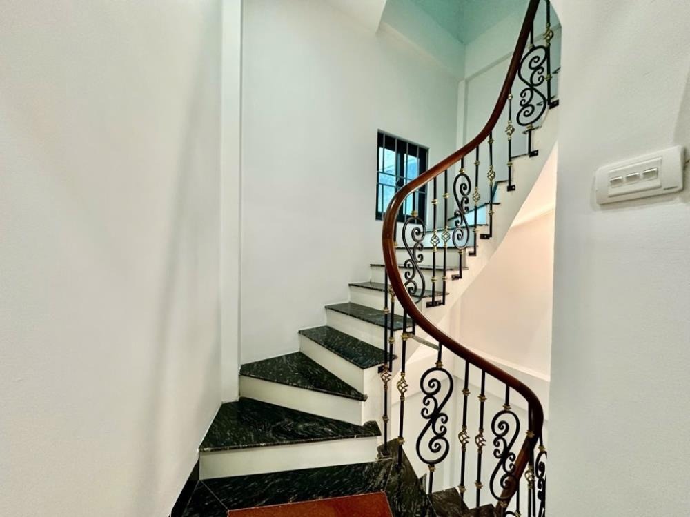 🏡 Bán nhà Đa Sỹ 35m2, 4 Tầng, Giá Chỉ 5 Tỷ +