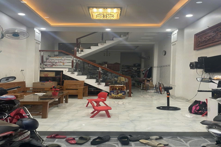 Bán nhà 2 tầng 4x13m giá 4,5 tỷ Đường 6m Huỳnh Thị Hai