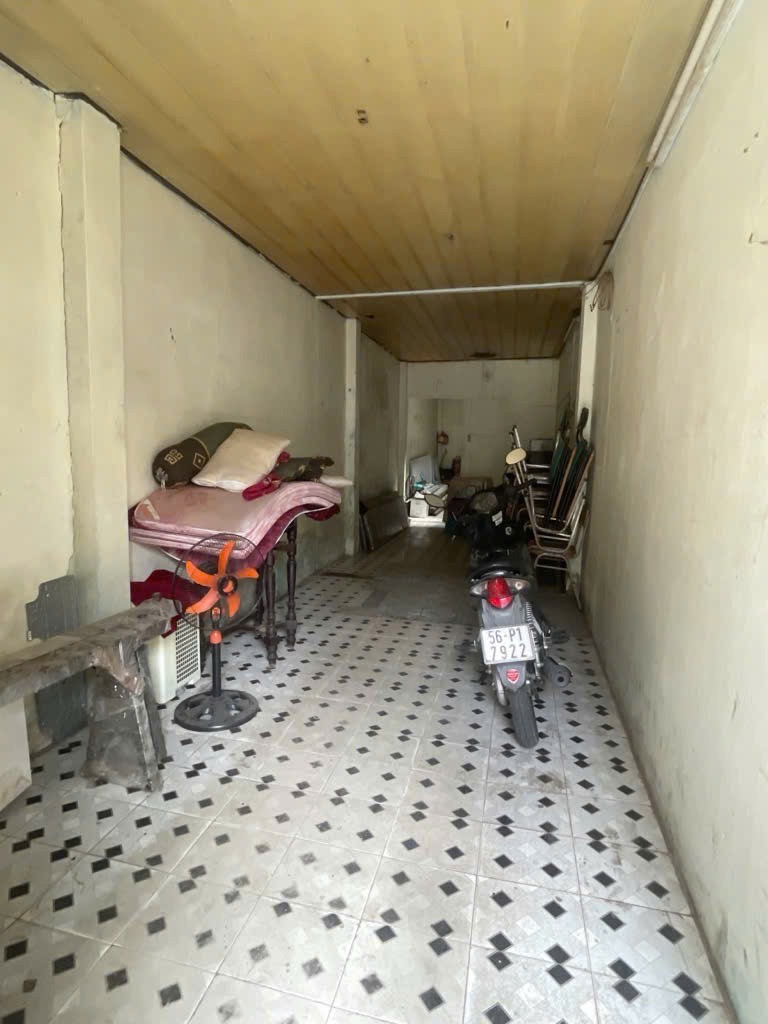 Bán nhà cấp 4 mặt tiền Nghiêm Toản, Tân Phú - 52m2, Giá Tốt - Chính Chủ