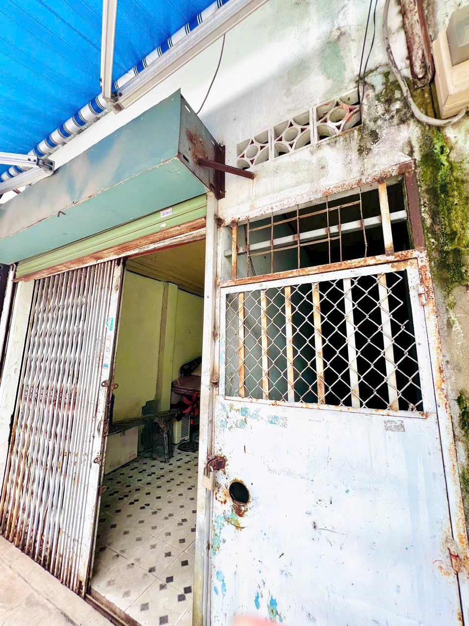 Bán nhà cấp 4 mặt tiền Nghiêm Toản, Tân Phú - 52m2, Giá Tốt - Chính Chủ