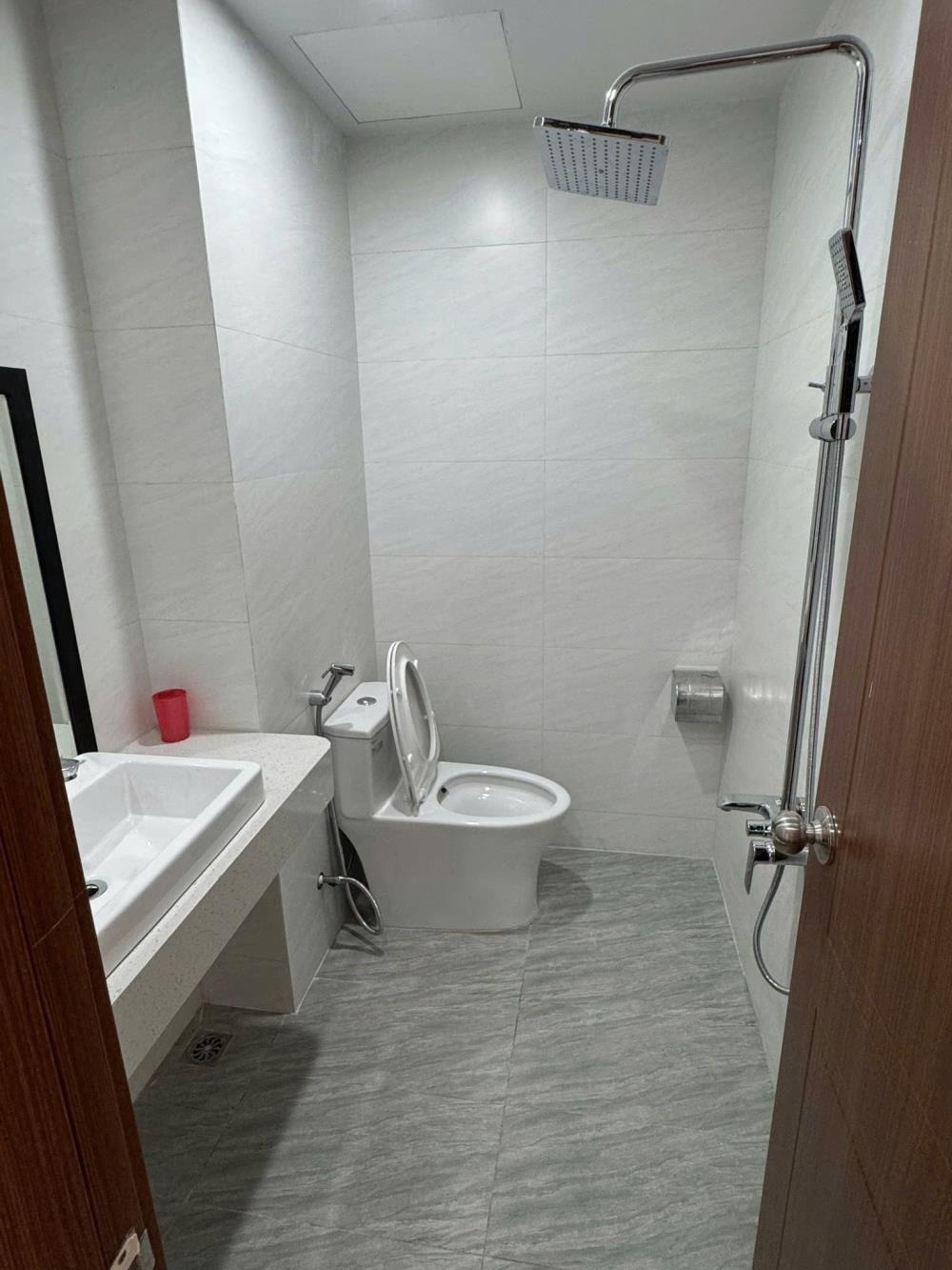 Chung Cư Nam Trung Yên 60m² - 2PN - Giá 5.28 Tỷ - Vị Trí Vàng Cầu Giấy