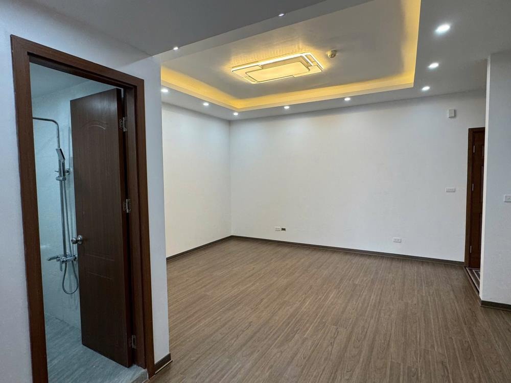 Chung Cư Nam Trung Yên 60m² - 2PN - Giá 5.28 Tỷ - Vị Trí Vàng Cầu Giấy