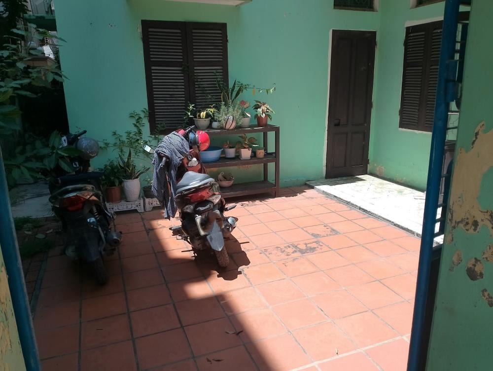 Bán nhà góc 2 mặt tiền, 96/109m², ô tô tránh, 28 tỷ