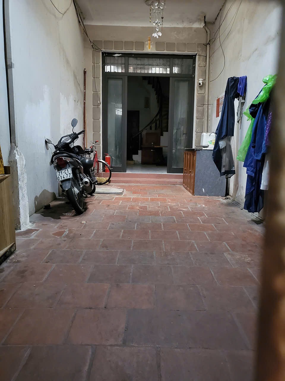 Bán nhà riêng Tô Vĩnh Diện, 4 Tầng, Ô Tô Vào, Giá 13.5 Tỷ