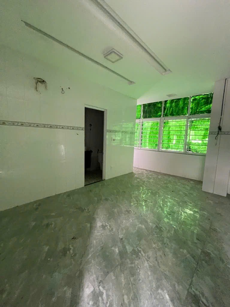 Bán tòa nhà 5 tầng mặt tiền Gò Dầu, 216m2, DT 2 tỷ/tháng - Đầu tư sinh lời