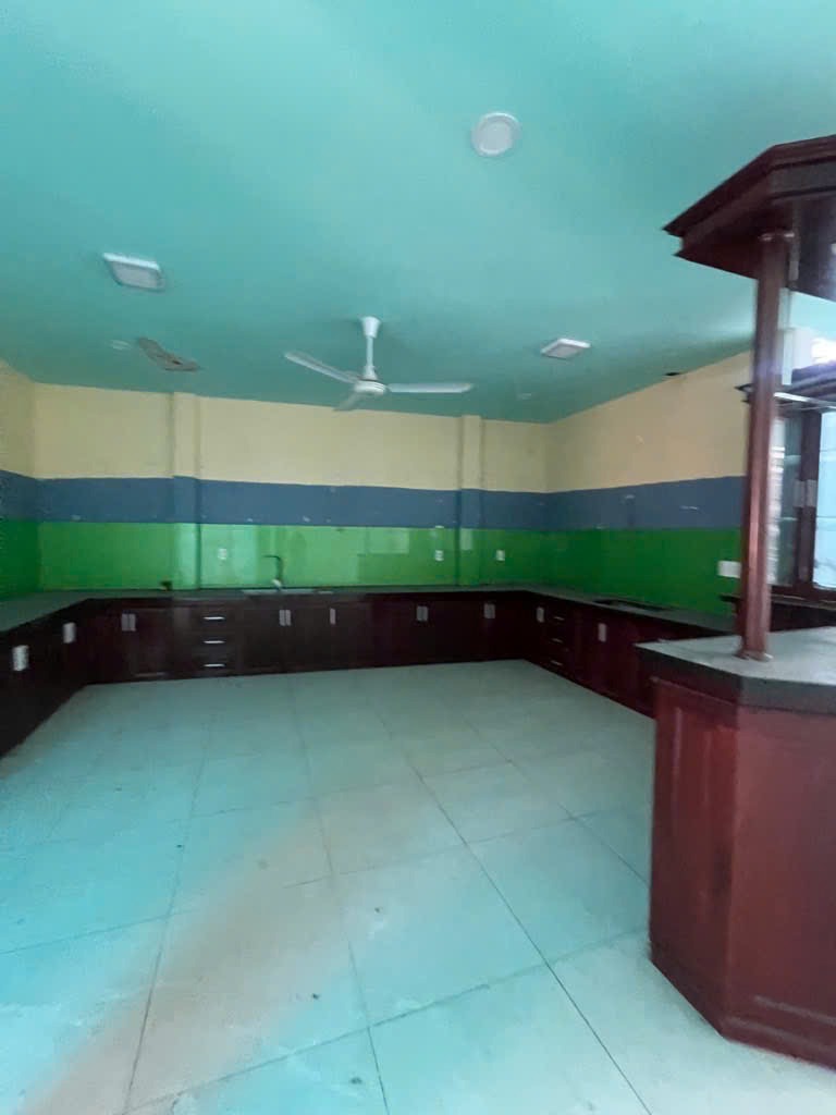 Bán tòa nhà 5 tầng mặt tiền Gò Dầu, 216m2, DT 2 tỷ/tháng - Đầu tư sinh lời