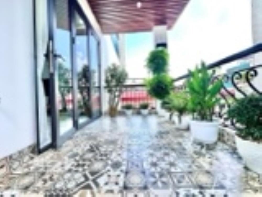 Bán nhà ngõ Kim Mã - Ô tô vào tận cửa - Thang máy - 43m2 - Giá 15.5 tỷ